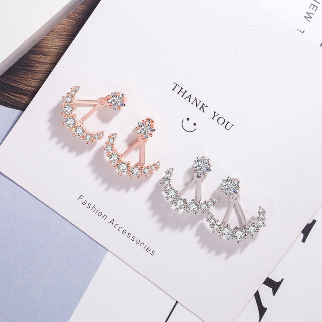 Lunara™ 重ね付け風 ムーンピアス.