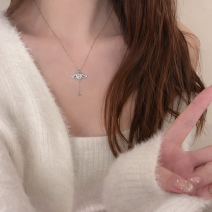 Lunara™ 天使の羽ハートネックレス