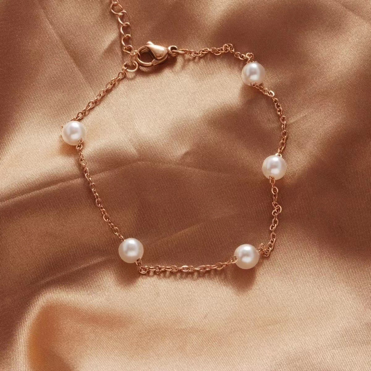 Lunara™ パール チタン鋼アンクレット.