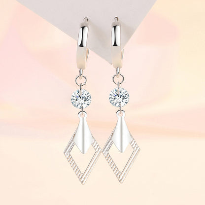 Lunara Éclat Rhombus™ ルナラ エクラ・ロムバス ピアス